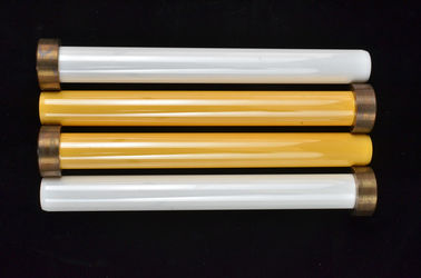耐久性の産業陶磁器上塗を施してあるピストン アルミナのプランジャー黄色色
